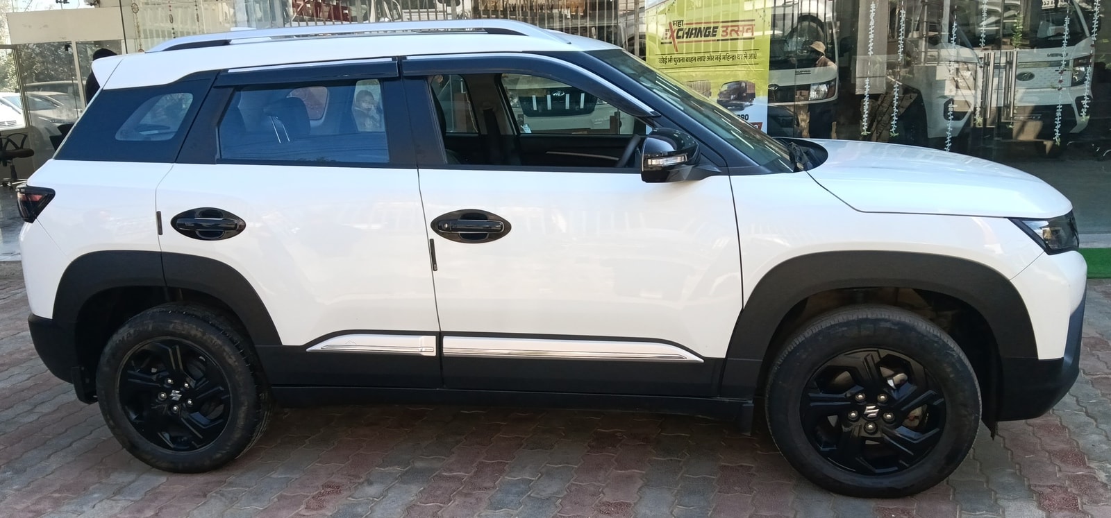 Used 2024 Maruti Suzuki Brezza Used 2024 Maruti Suzuki Brezza