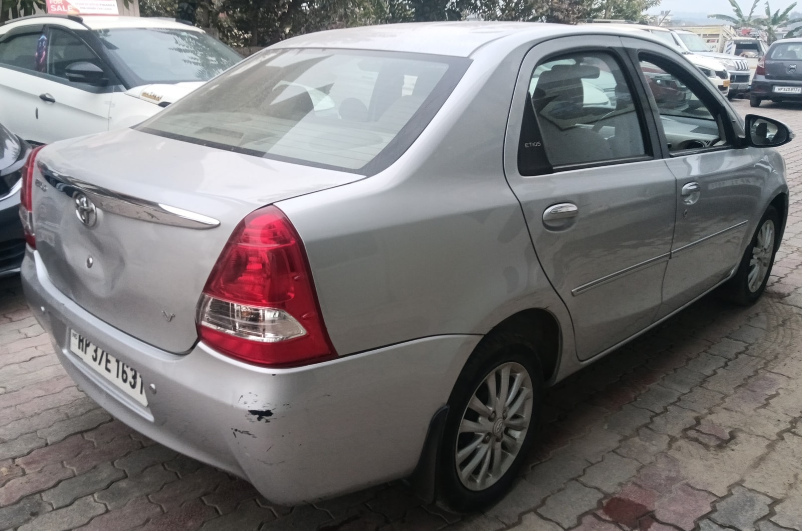 Etios image 5 Etios image 5