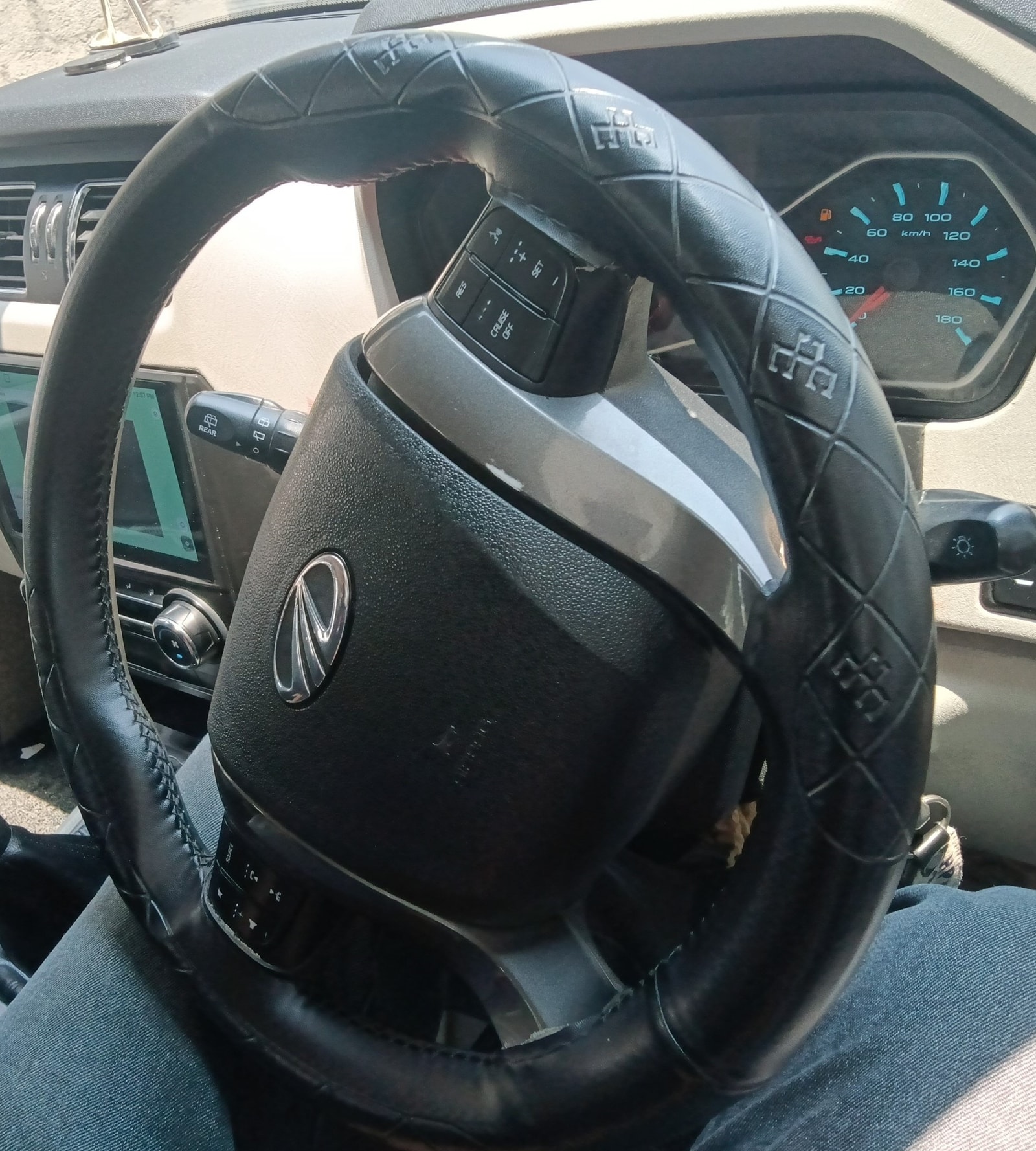 Scorpio image 9 Scorpio image 9