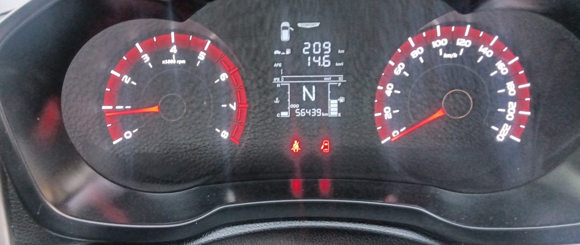 Used 2020 Mahindra XUV300 Used 2020 Mahindra XUV300