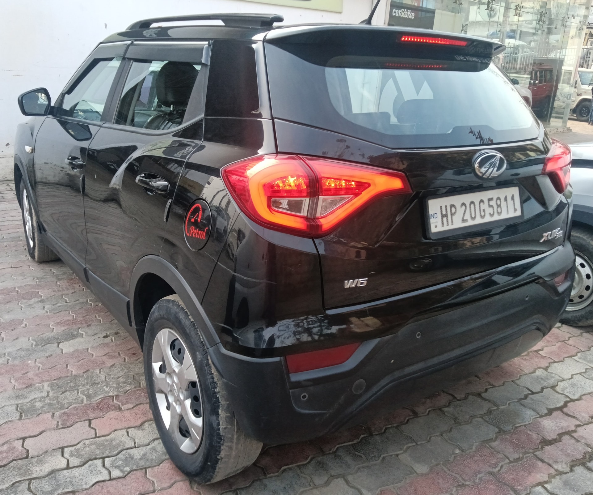 Used 2020 Mahindra XUV300 Used 2020 Mahindra XUV300