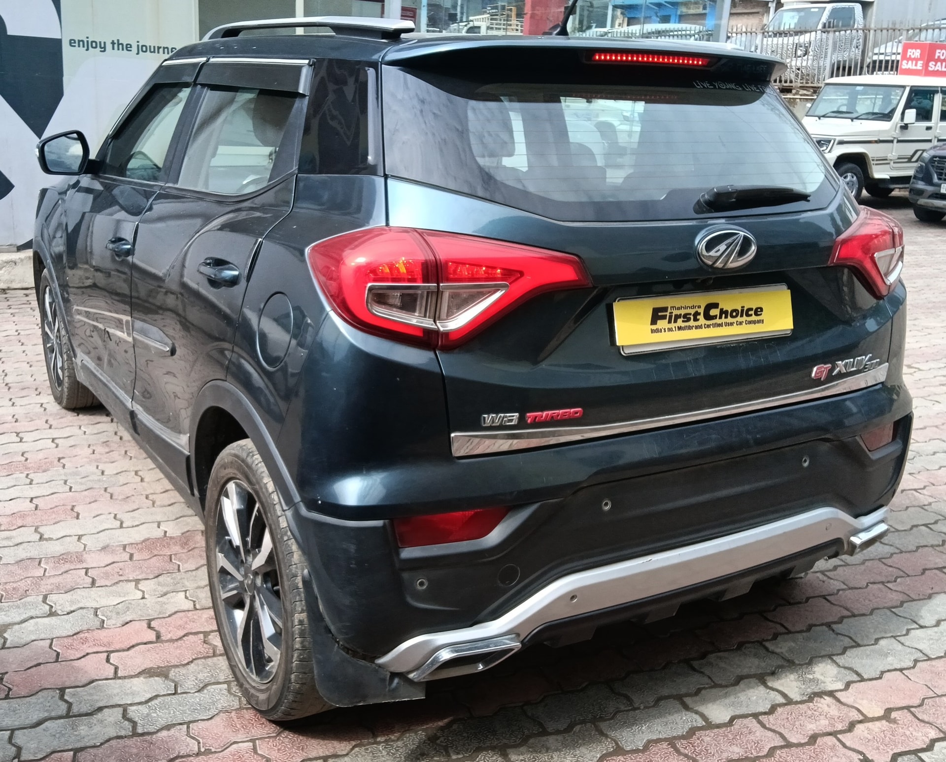 XUV300 image 3 XUV300 image 3