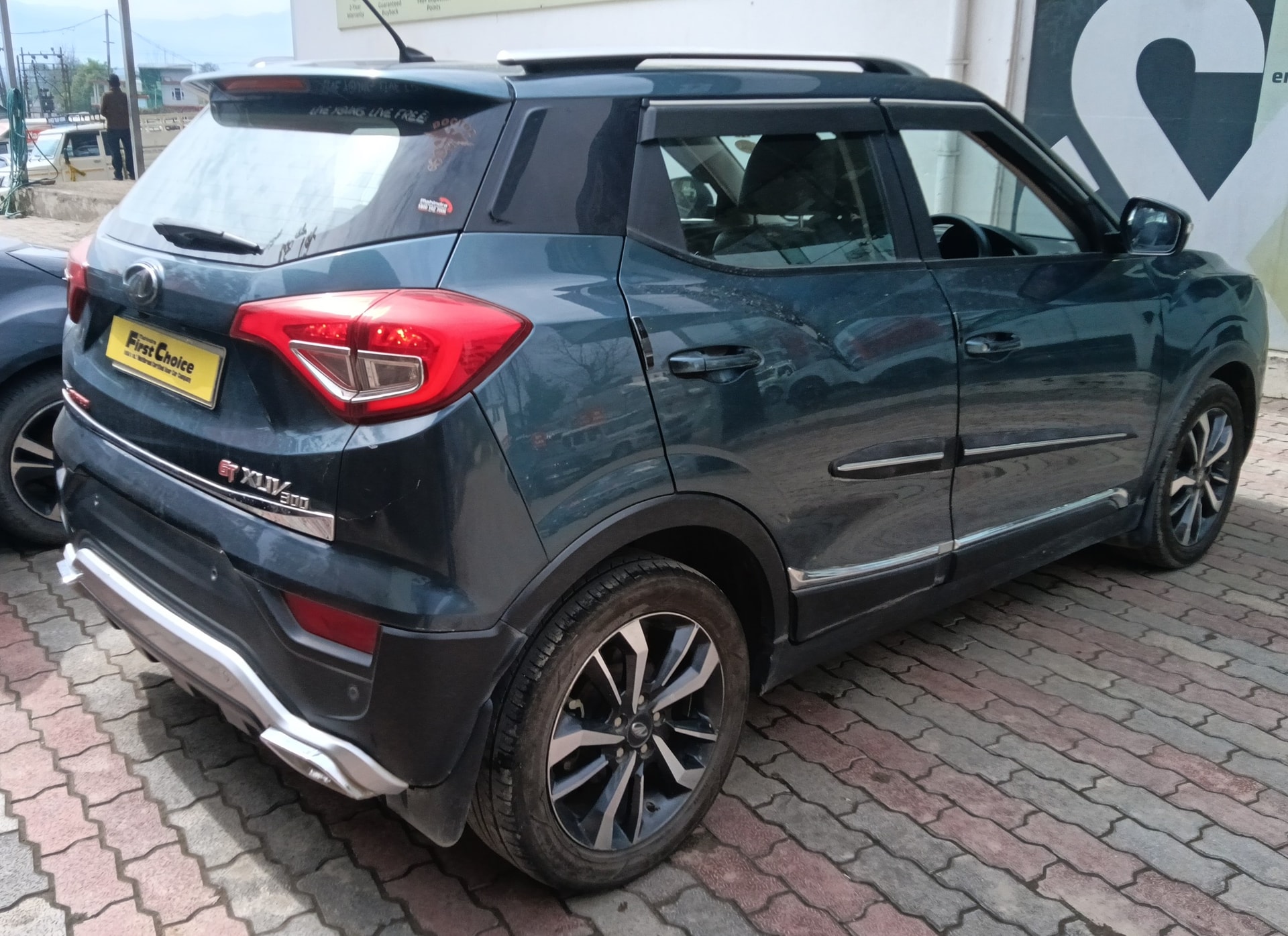 XUV300 image 5 XUV300 image 5