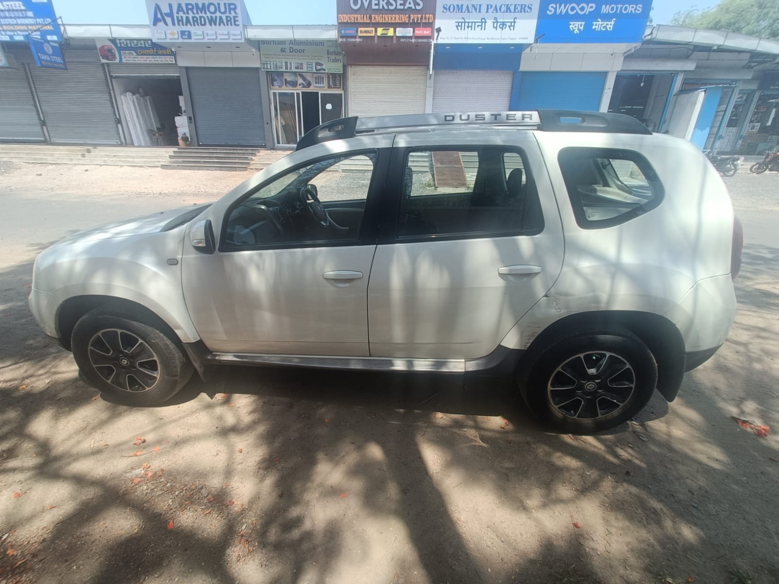 Duster image 2 Duster image 2