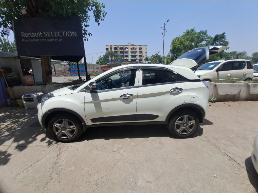 Used 2018 Tata Nexon Used 2018 Tata Nexon