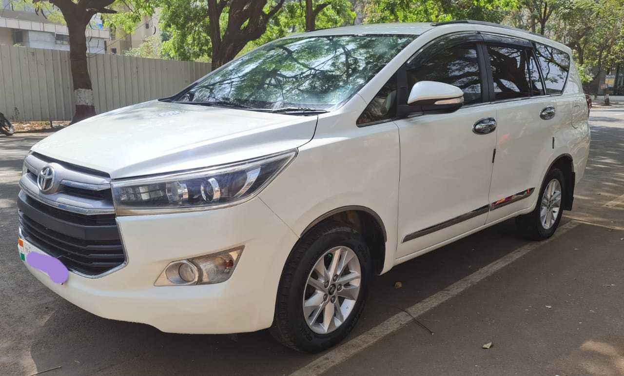 Innova Crysta image 1 Innova Crysta image 1