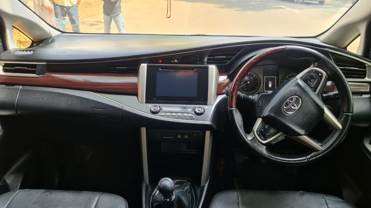 Innova Crysta image 8 Innova Crysta image 8