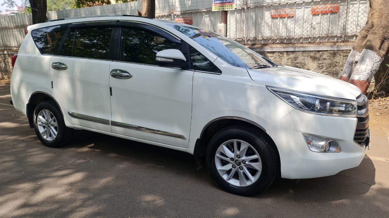 Innova Crysta image 5 Innova Crysta image 5