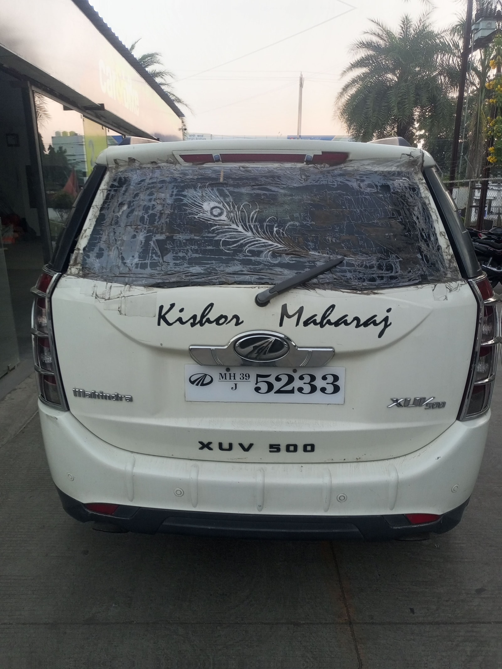 XUV500 image 4 XUV500 image 4