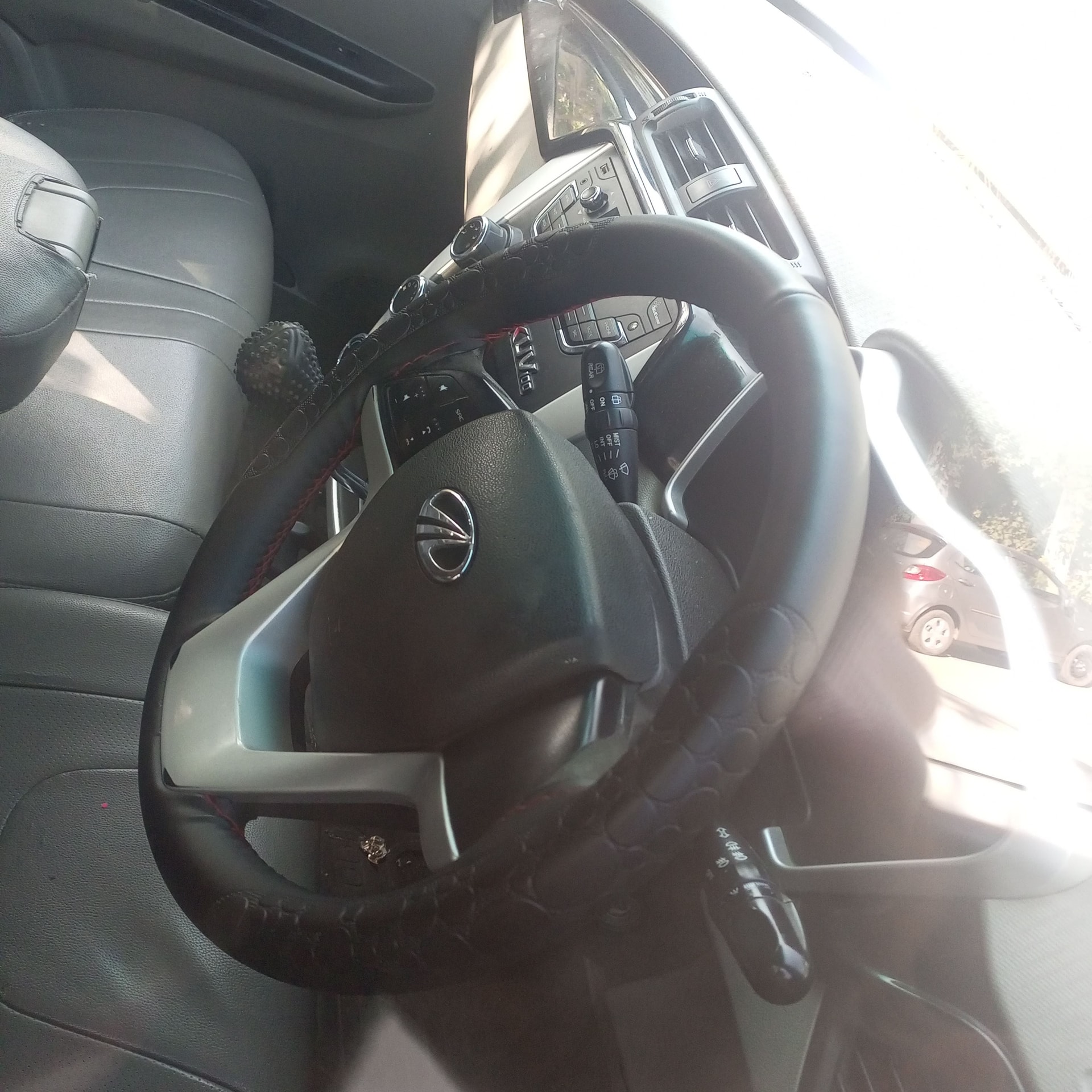 Used 2017 Mahindra KUV100 Used 2017 Mahindra KUV100