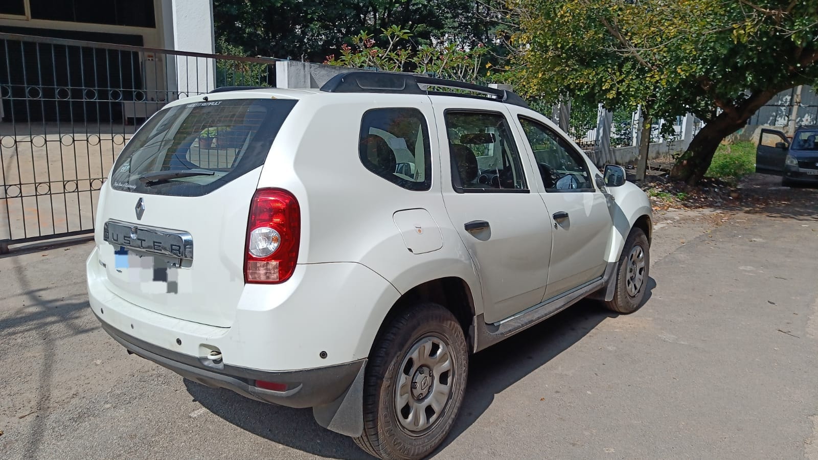 Duster image 5 Duster image 5