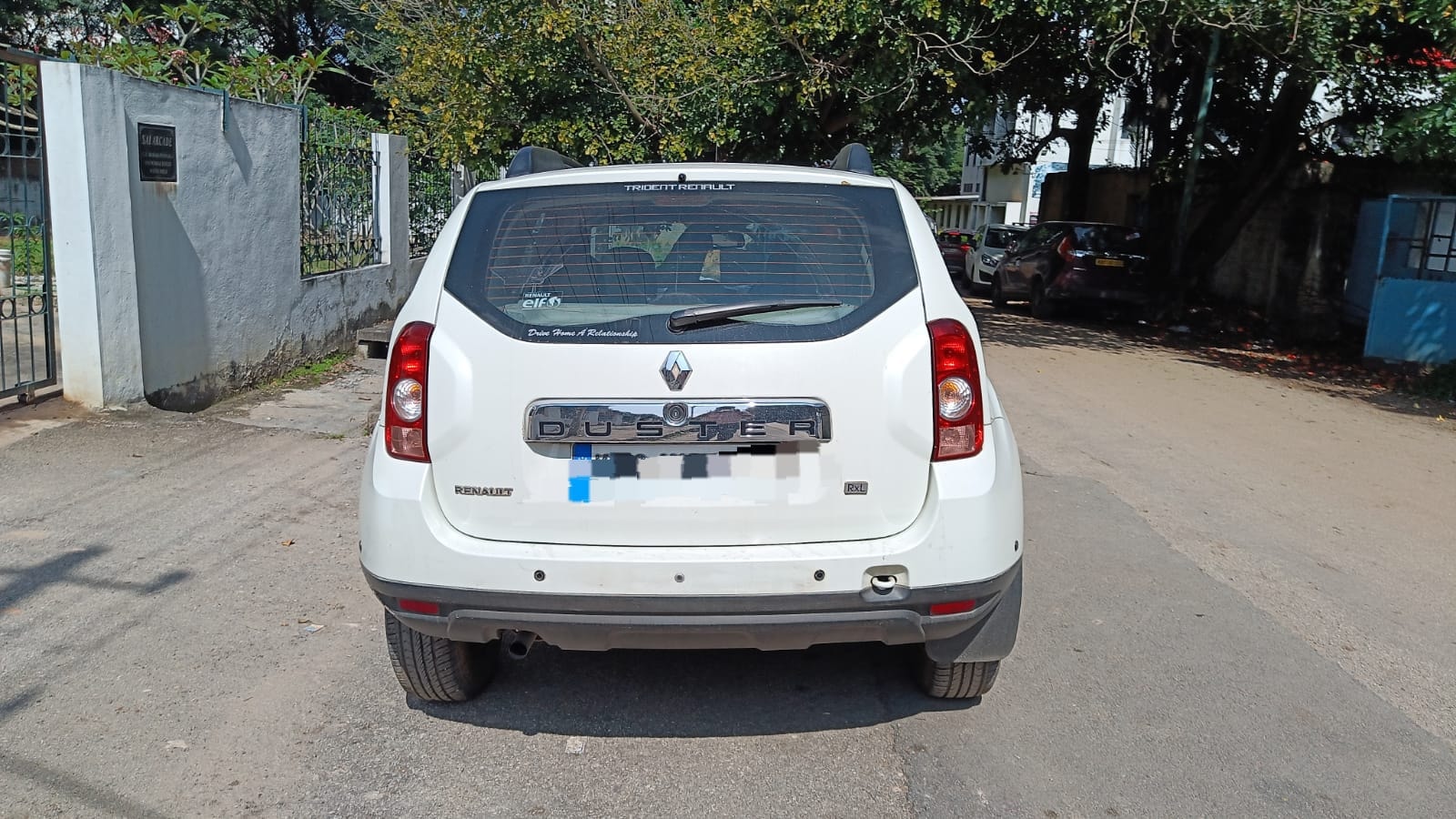 Duster image 4 Duster image 4