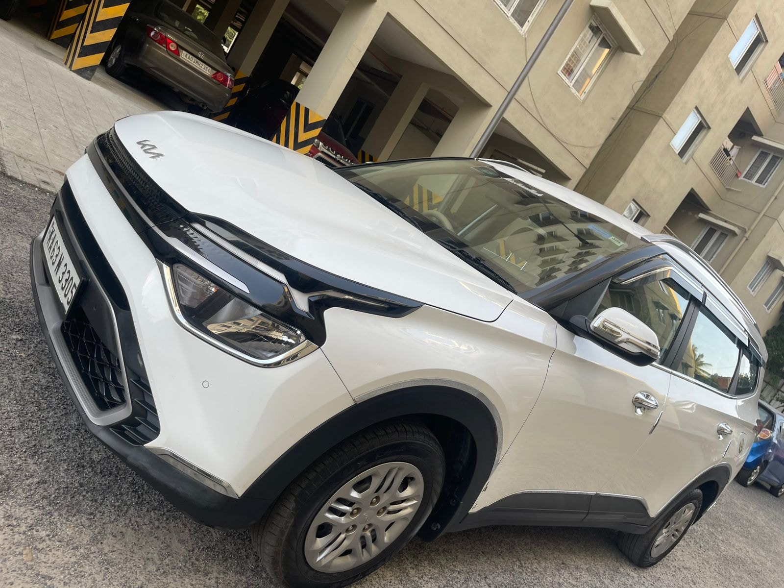 Carens image 8 Carens image 8