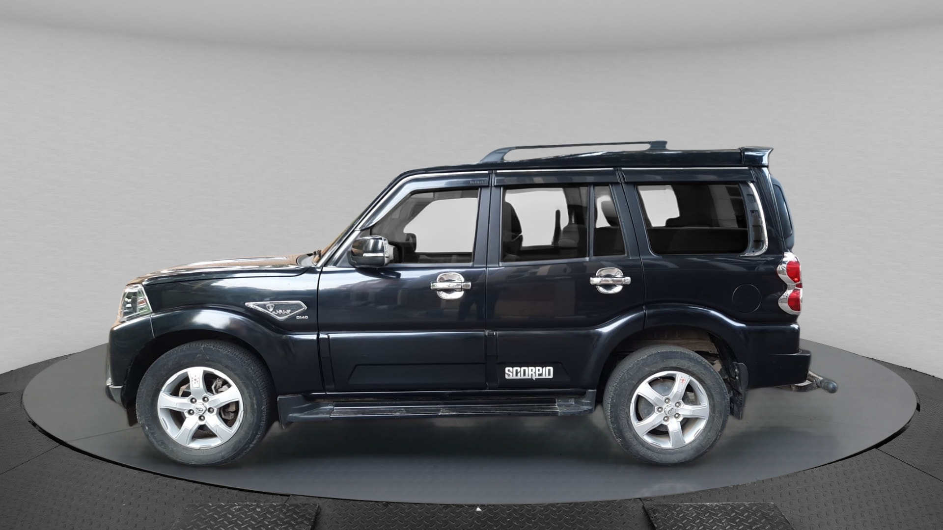 Scorpio image 2 Scorpio image 2