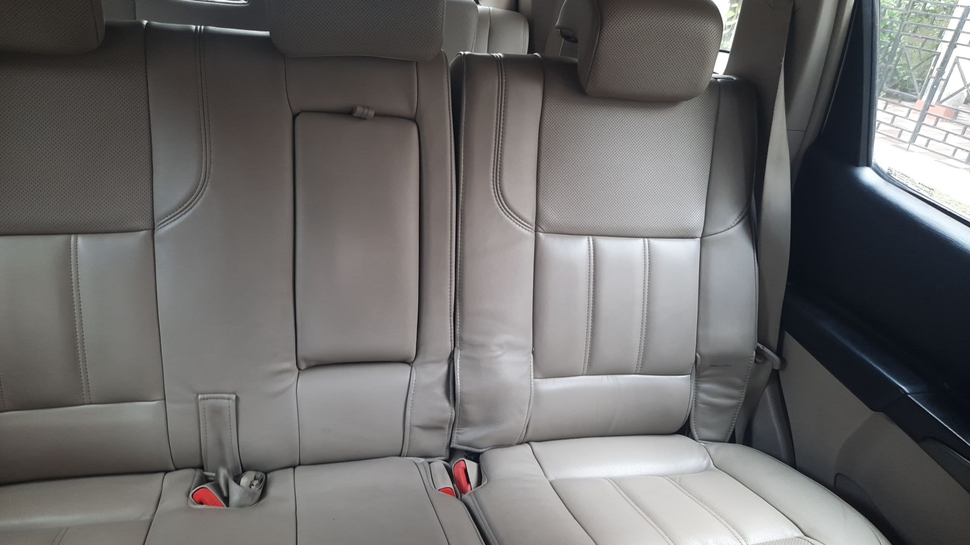 XUV500 image 16 XUV500 image 16