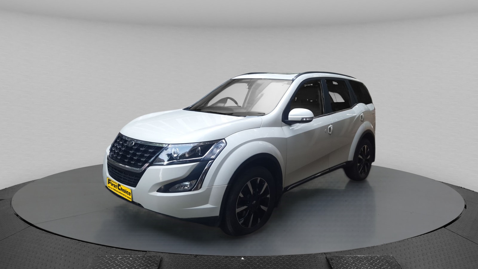 XUV500 image 1 XUV500 image 1