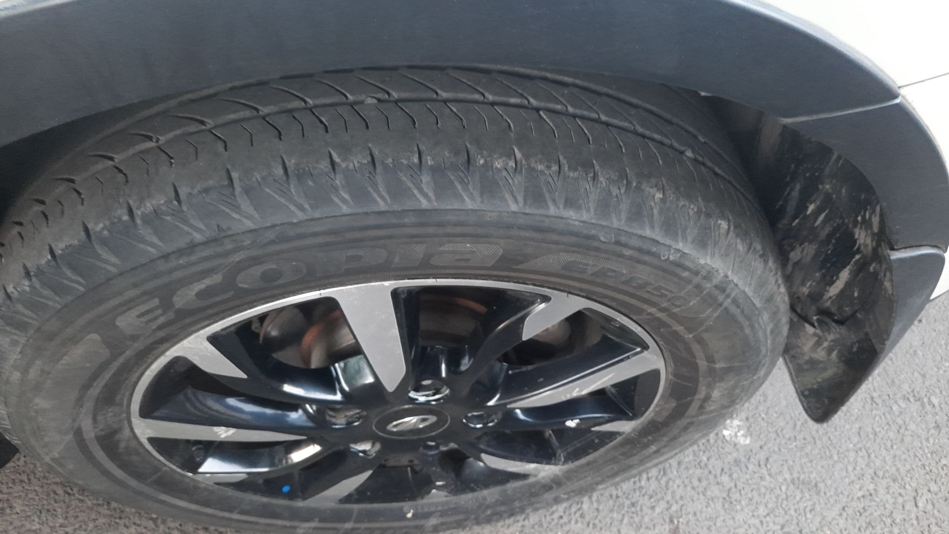 XUV500 image 13 XUV500 image 13