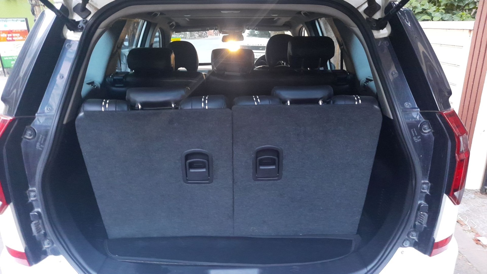 XUV500 image 12 XUV500 image 12