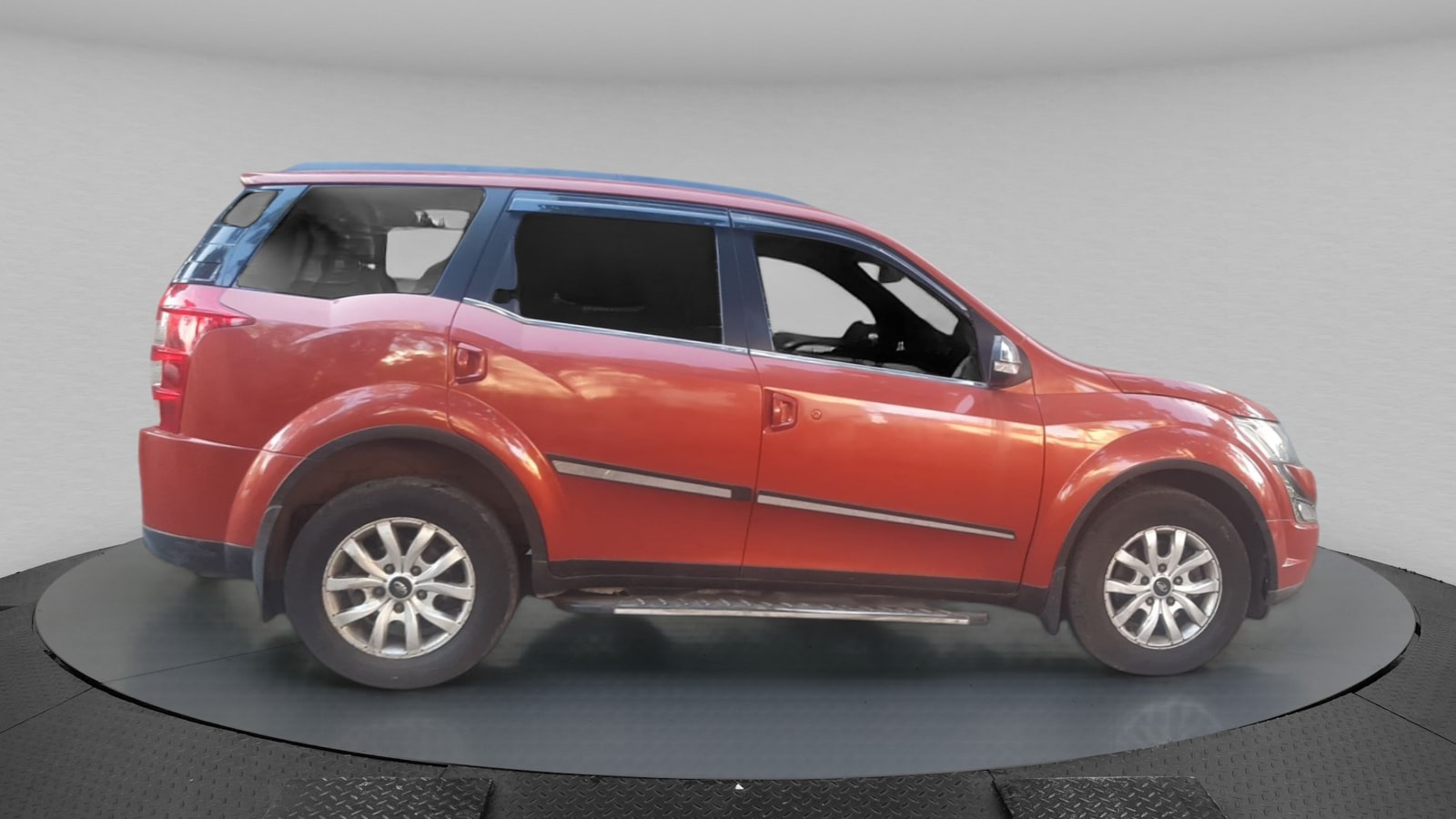 XUV500 image 6 XUV500 image 6