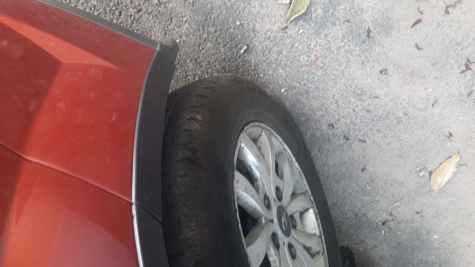 XUV500 image 12 XUV500 image 12