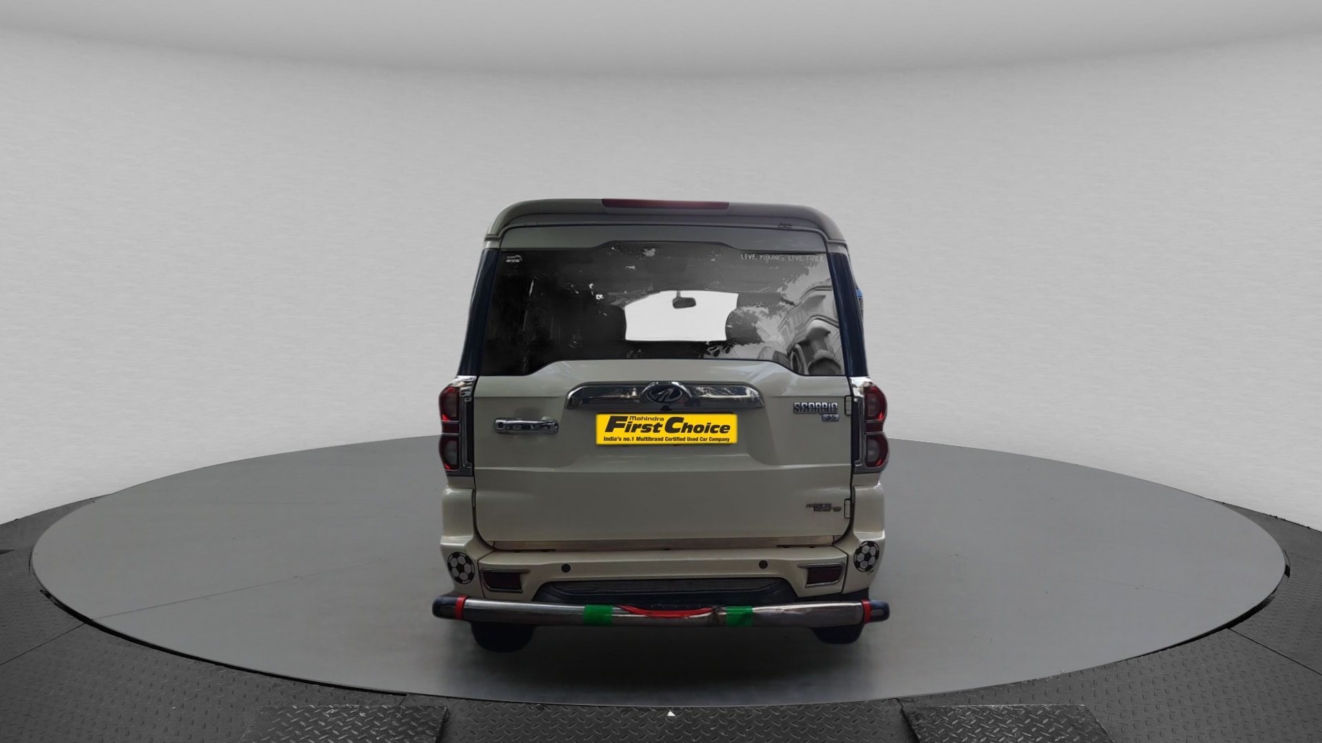 Scorpio image 4 Scorpio image 4