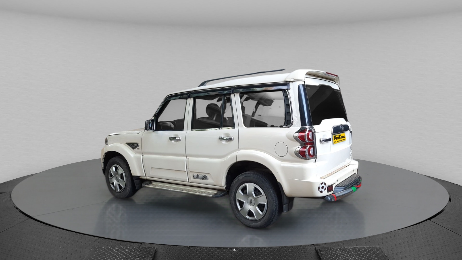 Scorpio image 3 Scorpio image 3