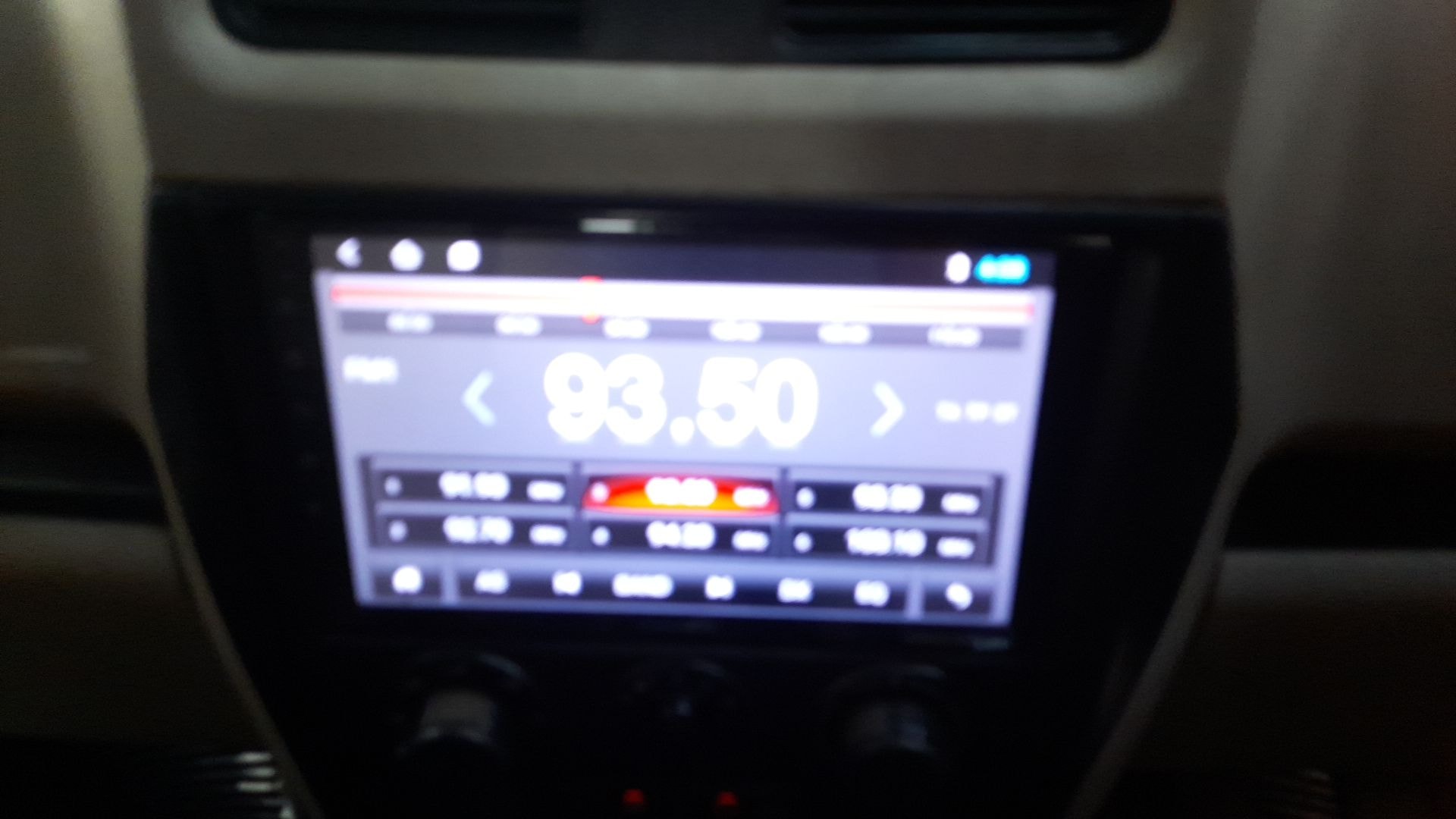 Scorpio image 16 Scorpio image 16