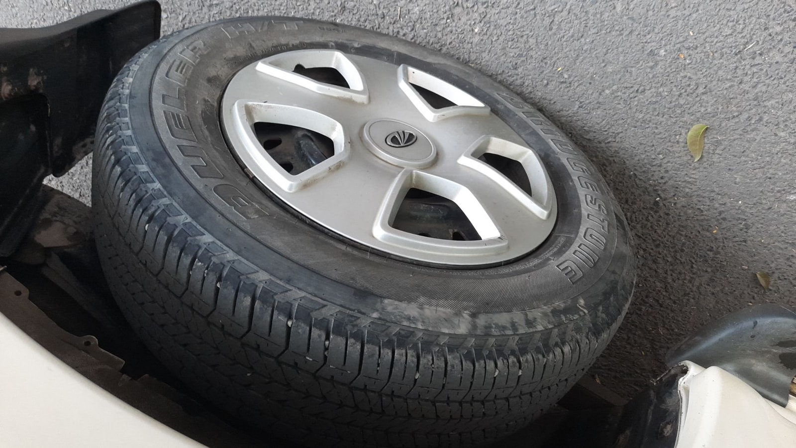 Scorpio image 12 Scorpio image 12