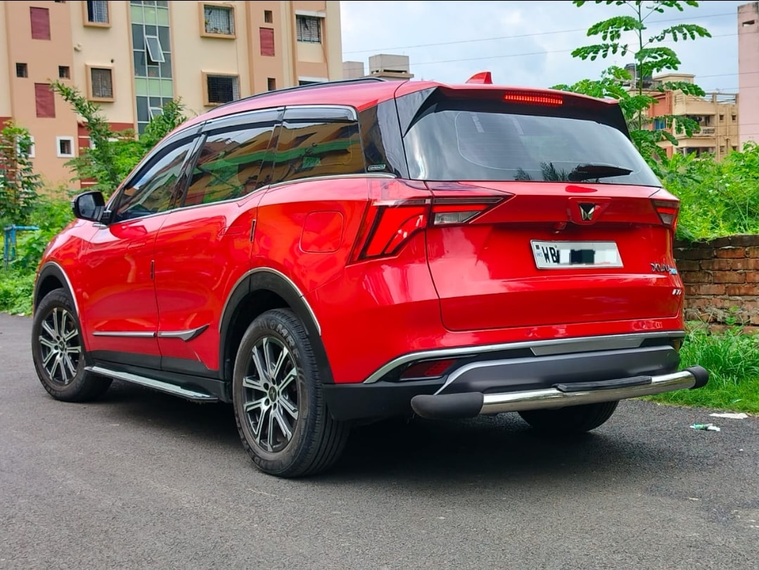 XUV700 image 1 XUV700 image 1