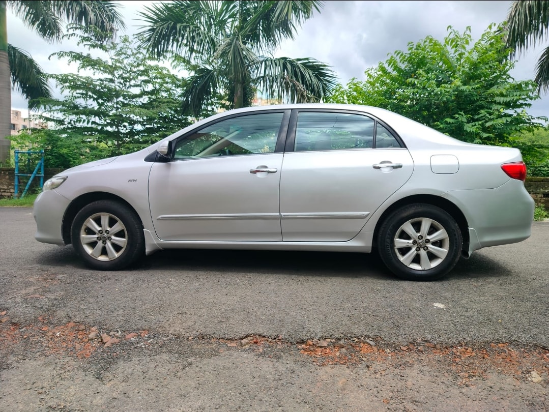 Corolla Altis image 1 Corolla Altis image 1