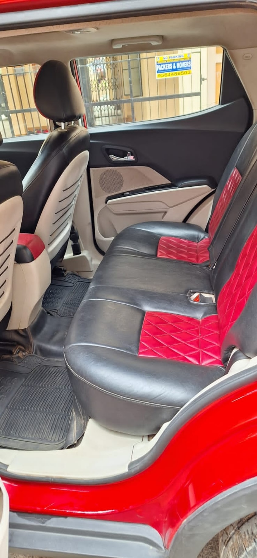 Used 2021 Mahindra XUV300 Used 2021 Mahindra XUV300