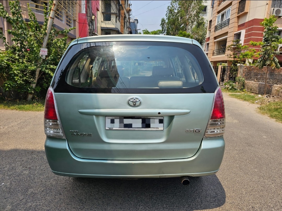Innova image 2 Innova image 2