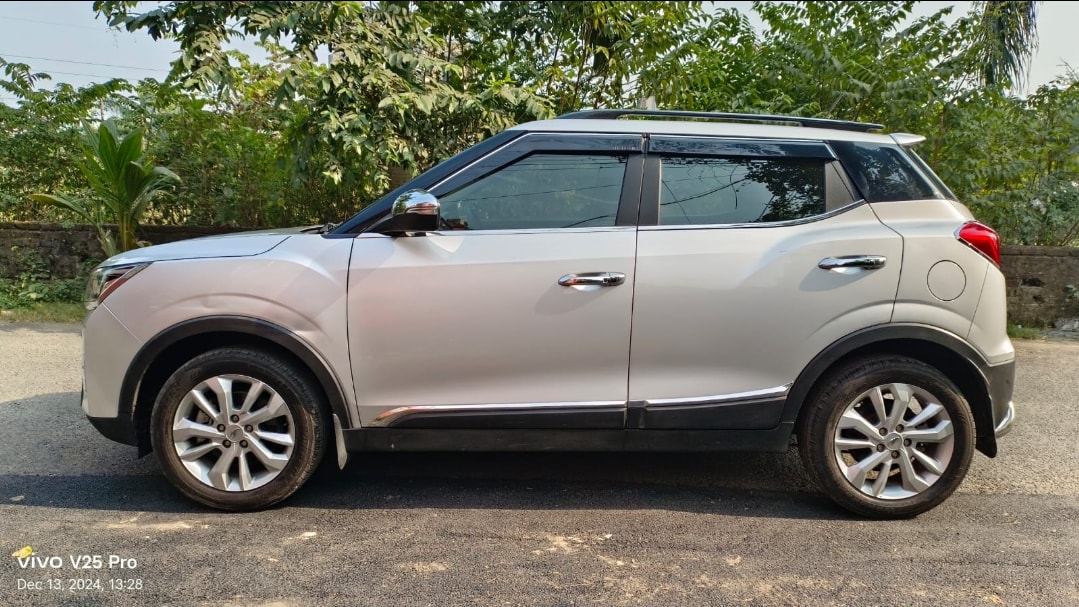 XUV300 image 4 XUV300 image 4