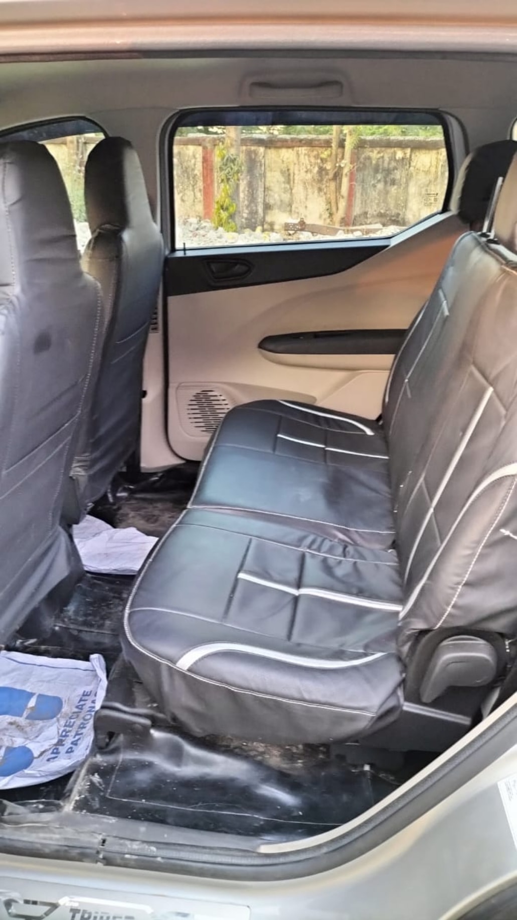 Used 2022 Renault Triber Used 2022 Renault Triber