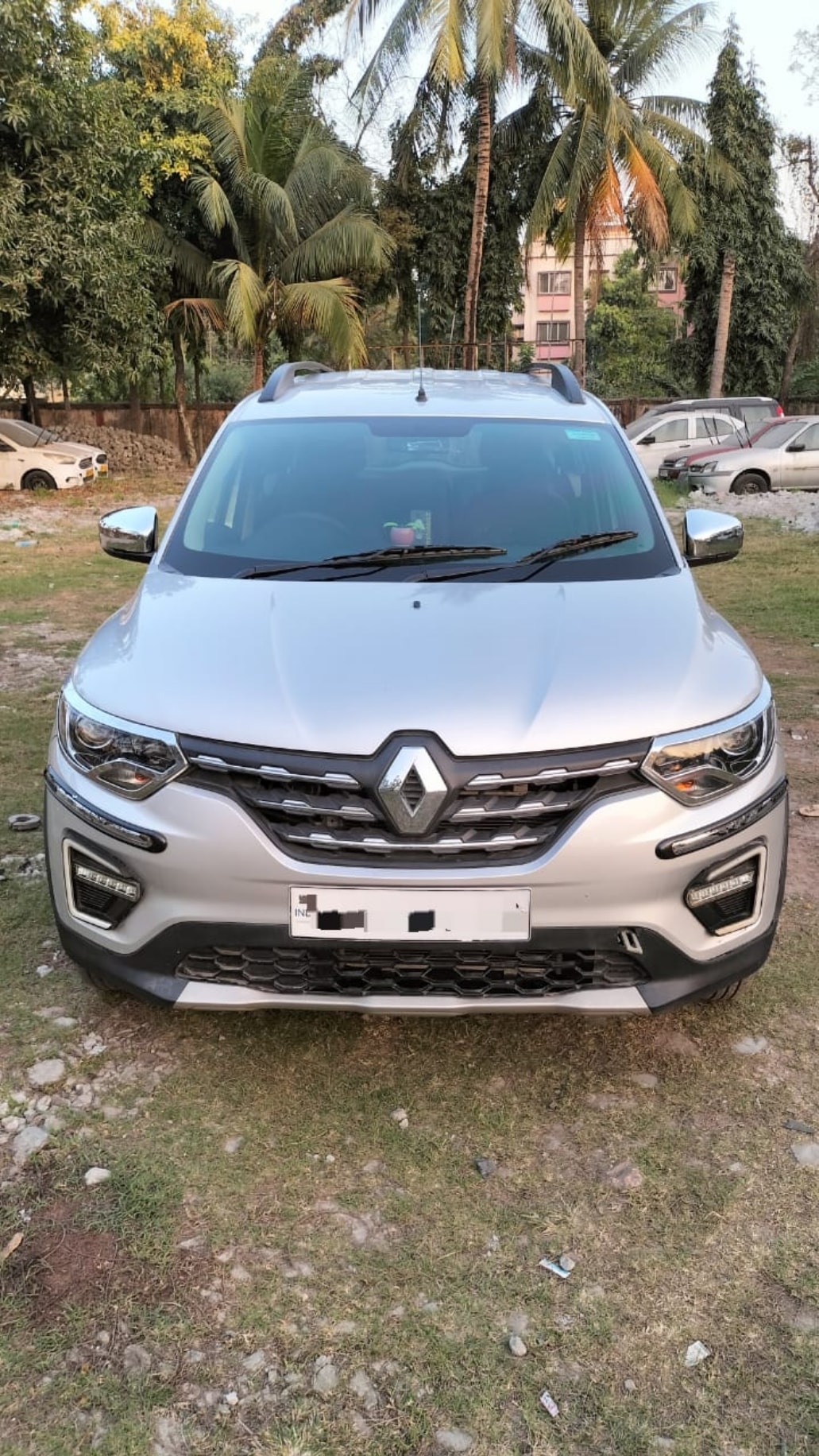 Used 2022 Renault Triber Used 2022 Renault Triber