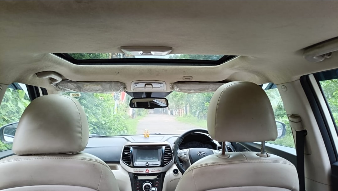 Used 2022 Mahindra XUV300 Used 2022 Mahindra XUV300