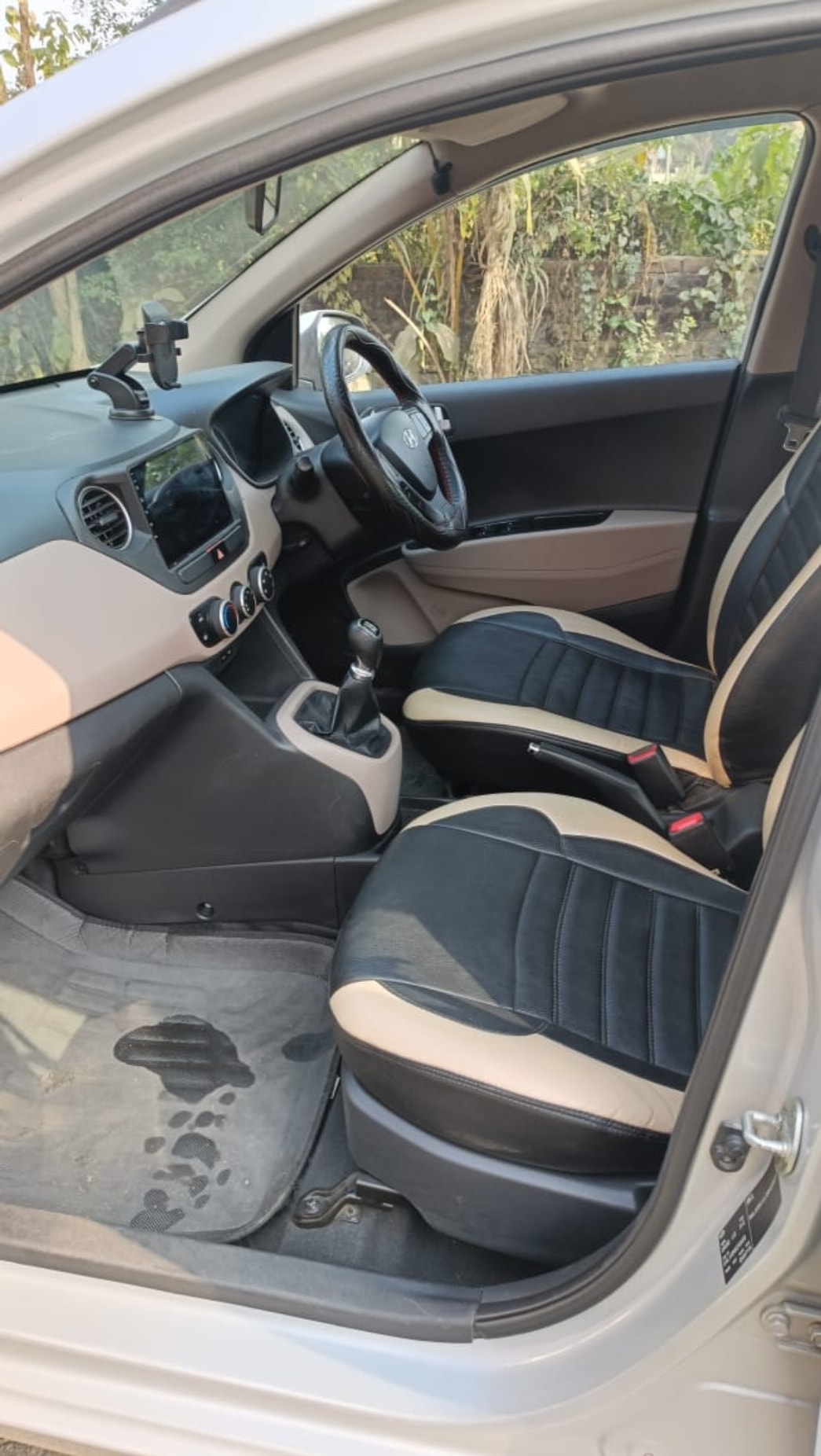 Grand i10 image 5 Grand i10 image 5