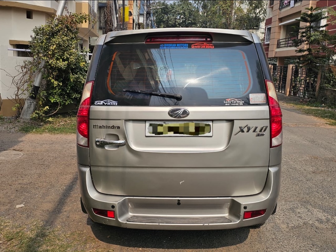 Used 2013 Mahindra Xylo Used 2013 Mahindra Xylo