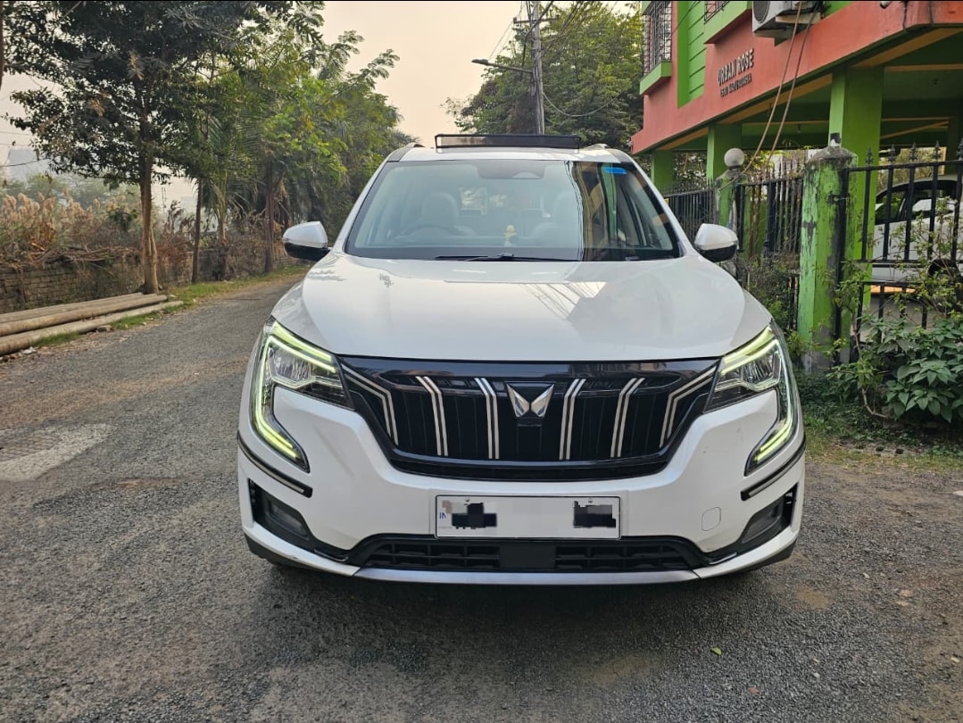 XUV700 image 4 XUV700 image 4