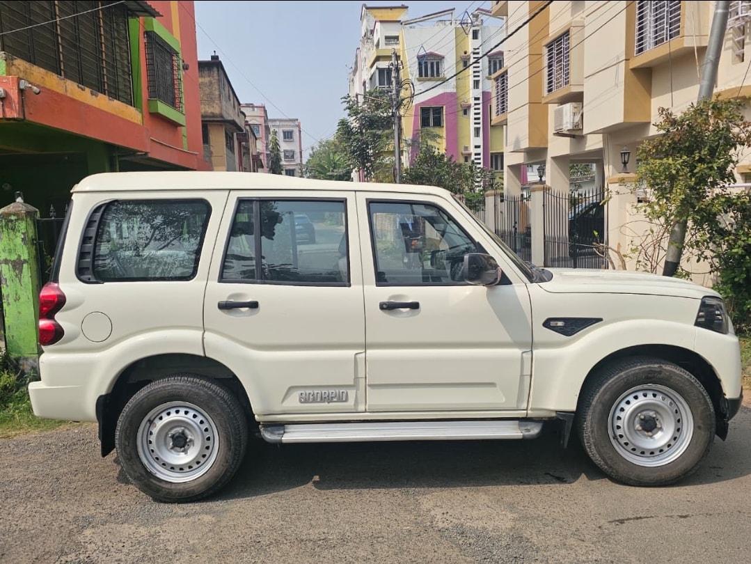 Scorpio image 3 Scorpio image 3