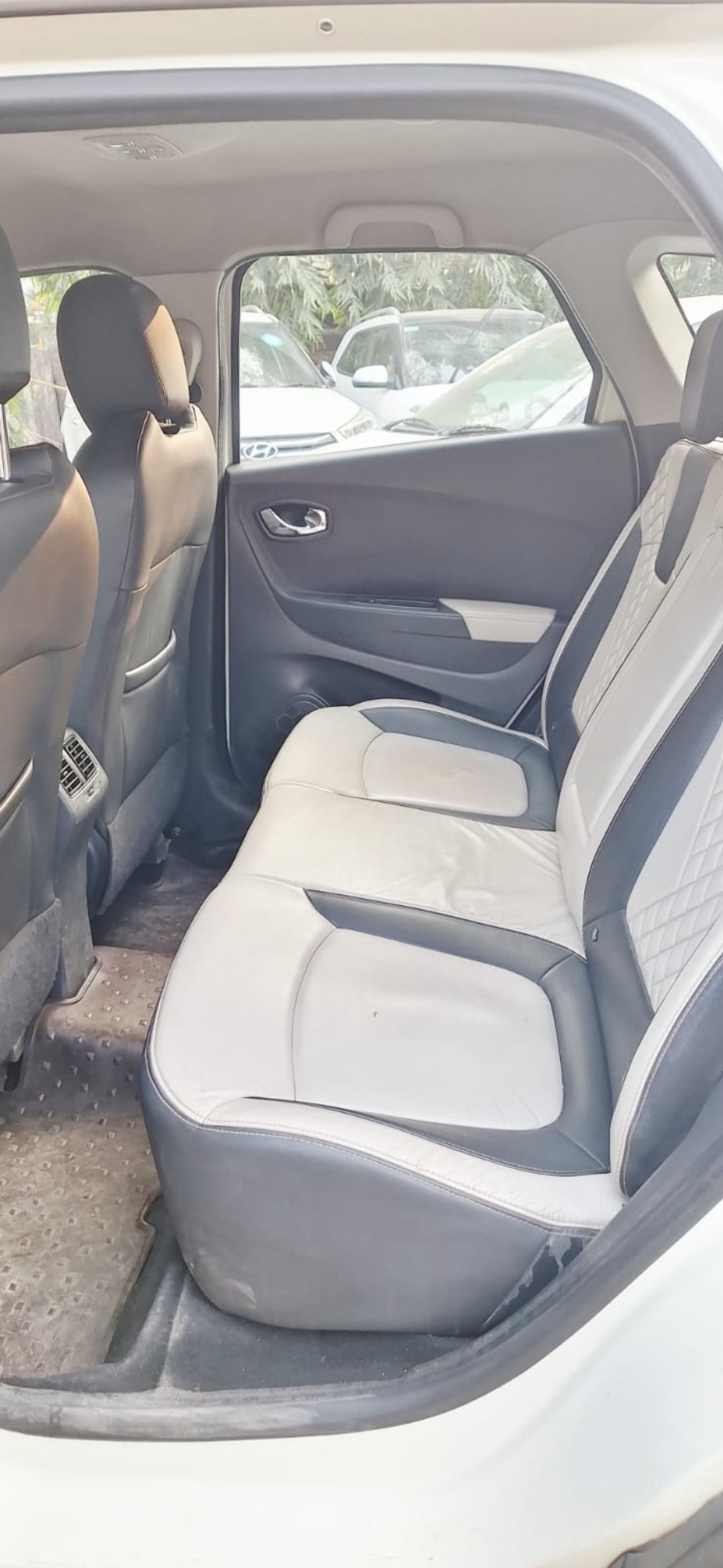 Captur image 6 Captur image 6