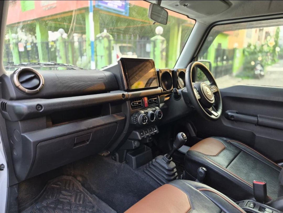 Jimny image 5 Jimny image 5