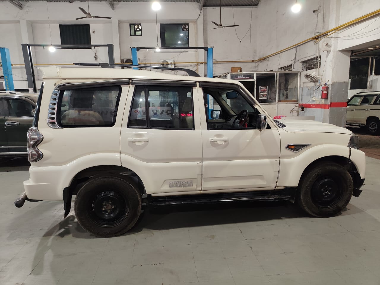 Scorpio image 4 Scorpio image 4