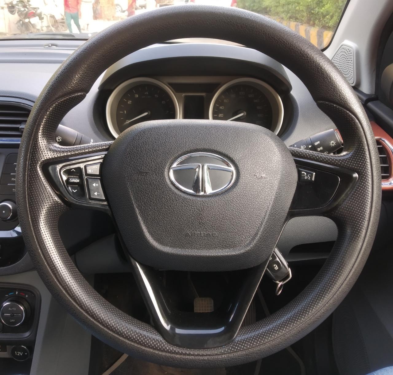 Tigor image 10 Tigor image 10