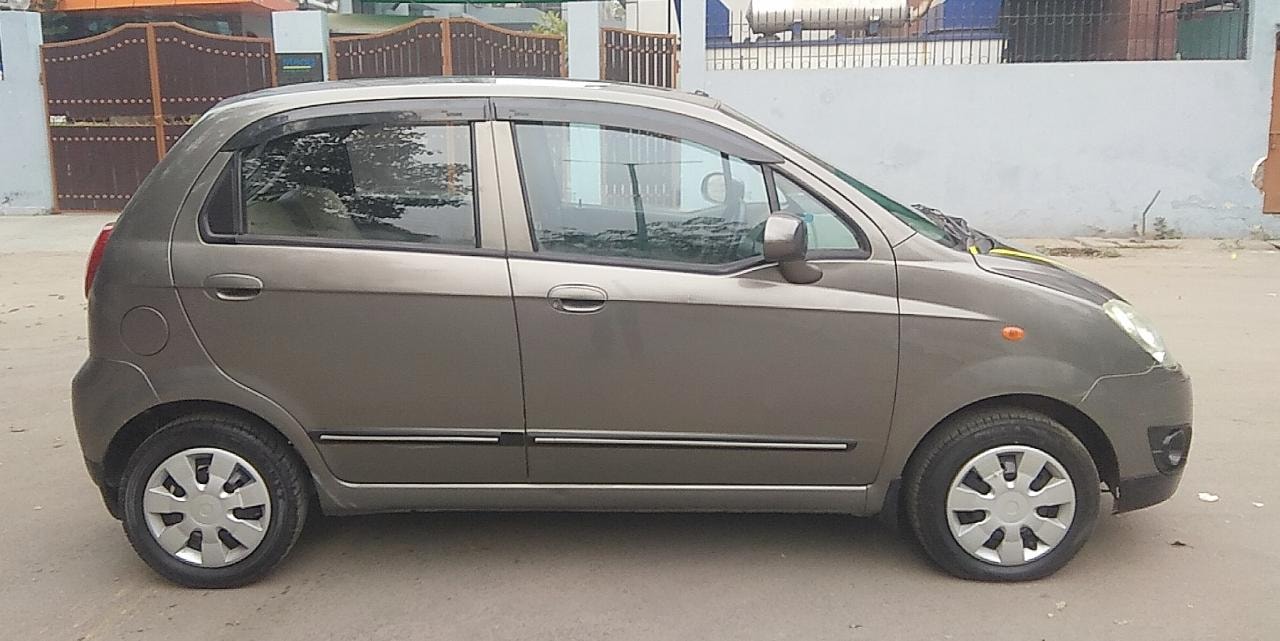 Spark image 8 Spark image 8