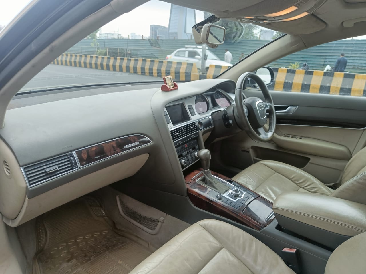 A6 image 12 A6 image 12