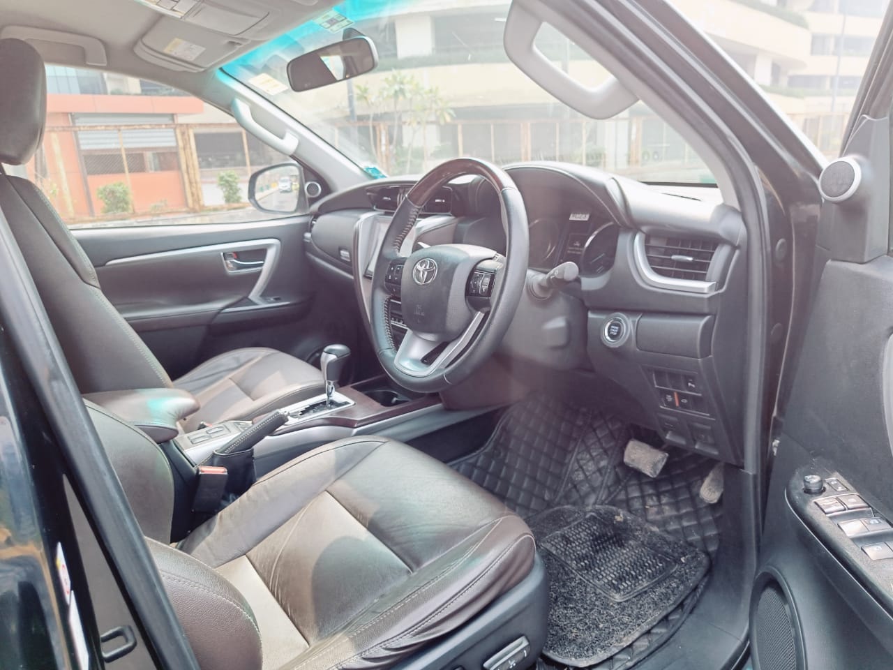 Fortuner image 11 Fortuner image 11