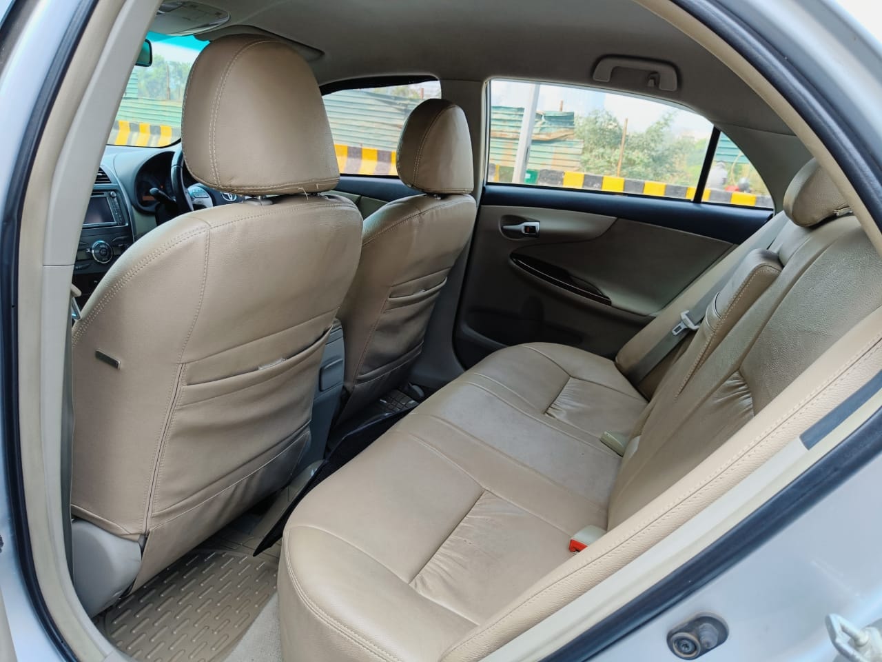 Corolla Altis image 13 Corolla Altis image 13