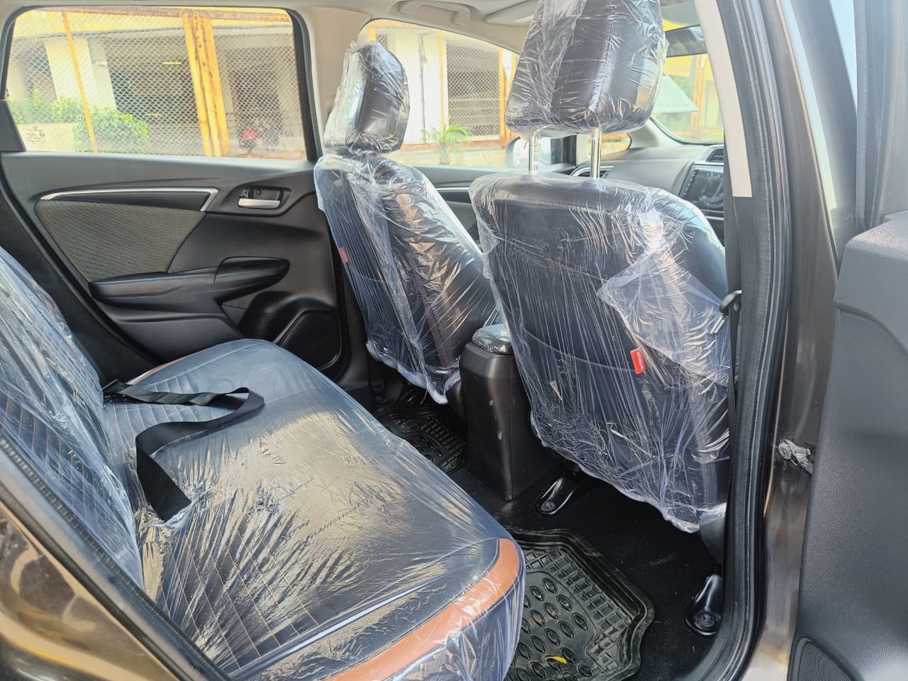 WR-V image 12 WR-V image 12