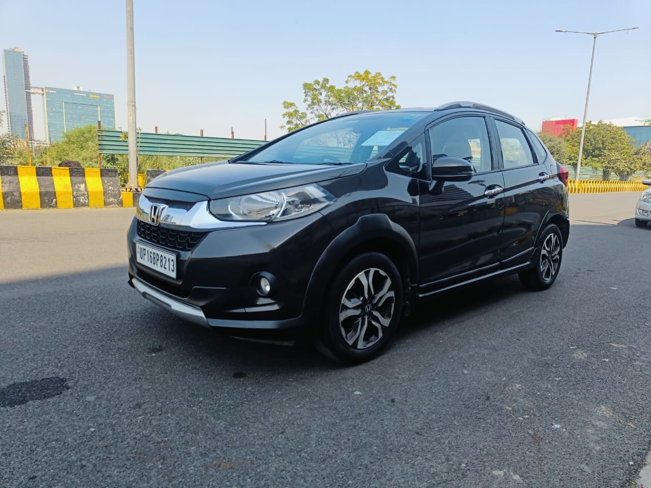 WR-V image 1 WR-V image 1